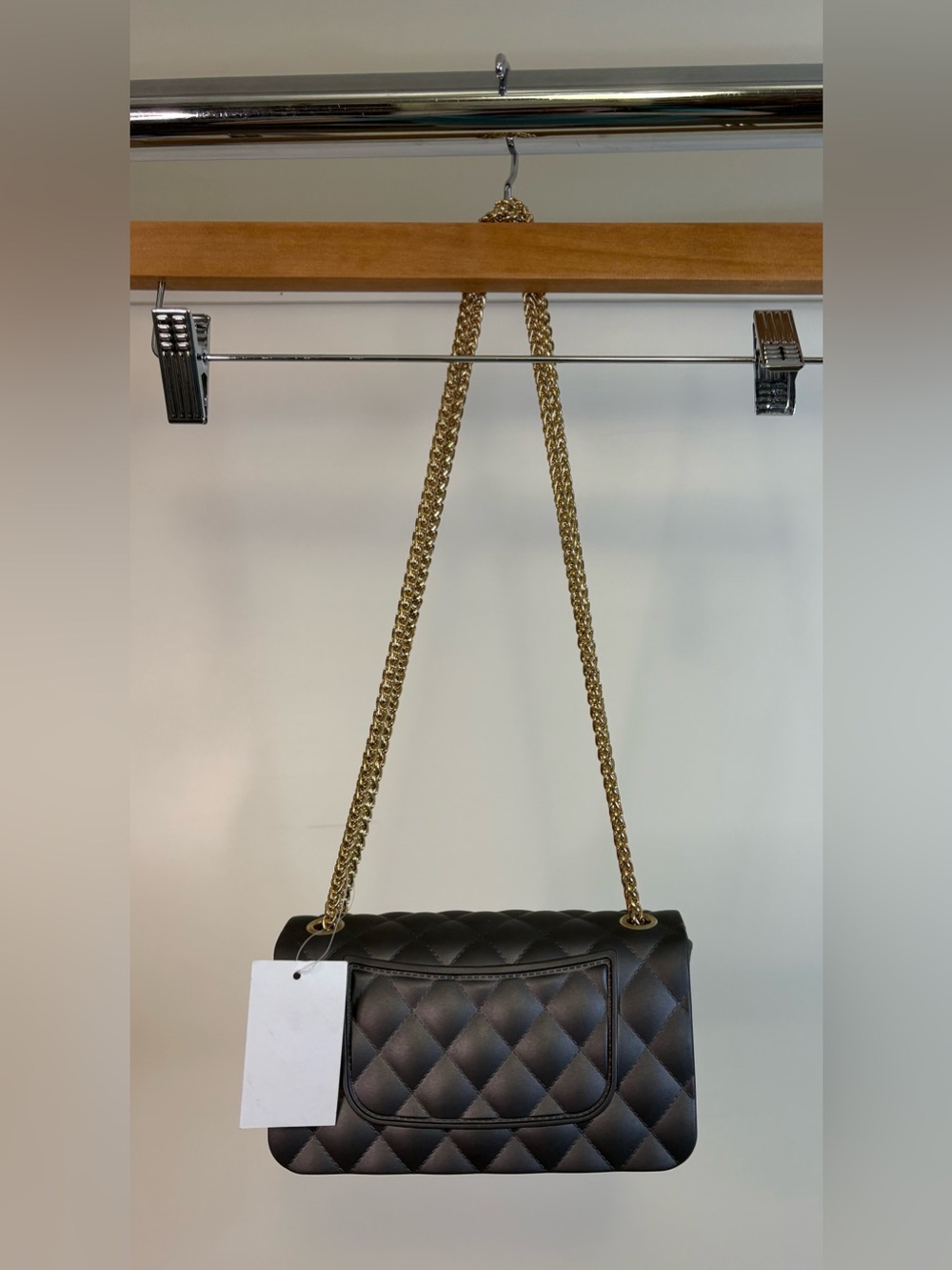 NWT Quilted Matte Jelly Small 2 Way Shoulder Bag  pewter with gold hardware - Picture 4 of 5